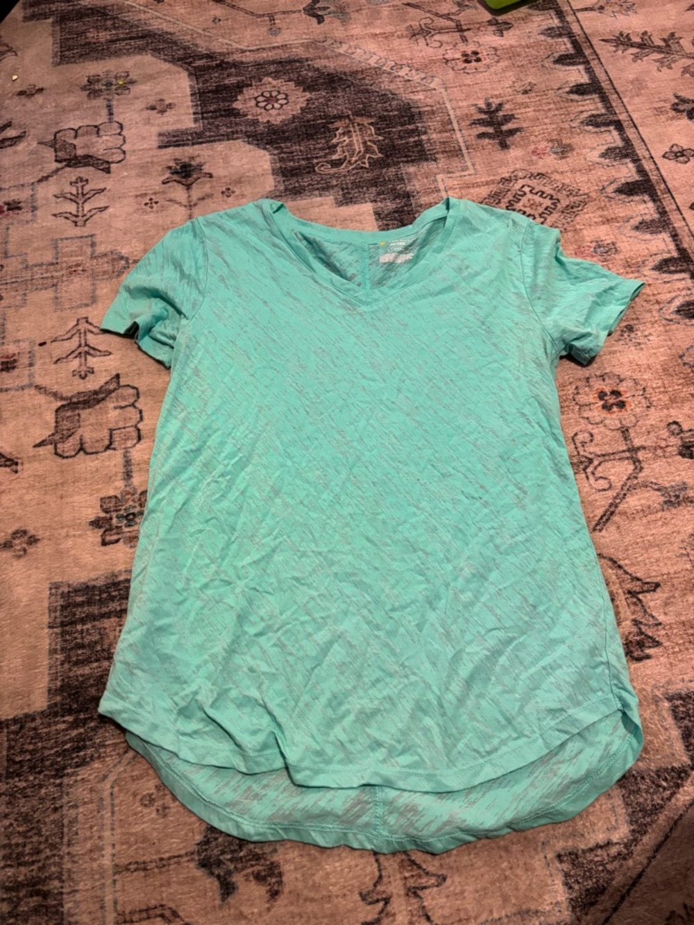tek gear Mint V-Neck Short Sleeve Tee
